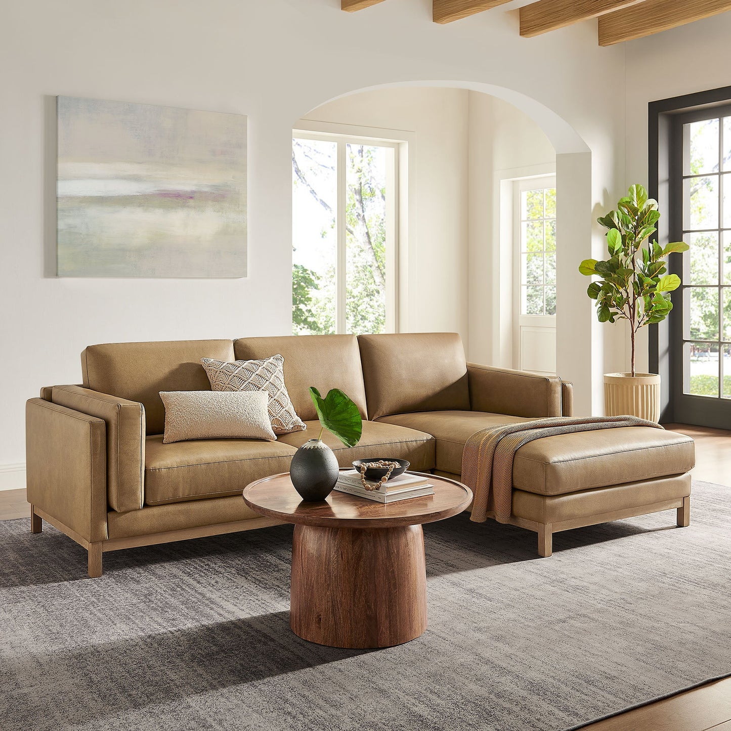 Roscoe Right-Facing Upholstered Sectional Sofa with Chaise