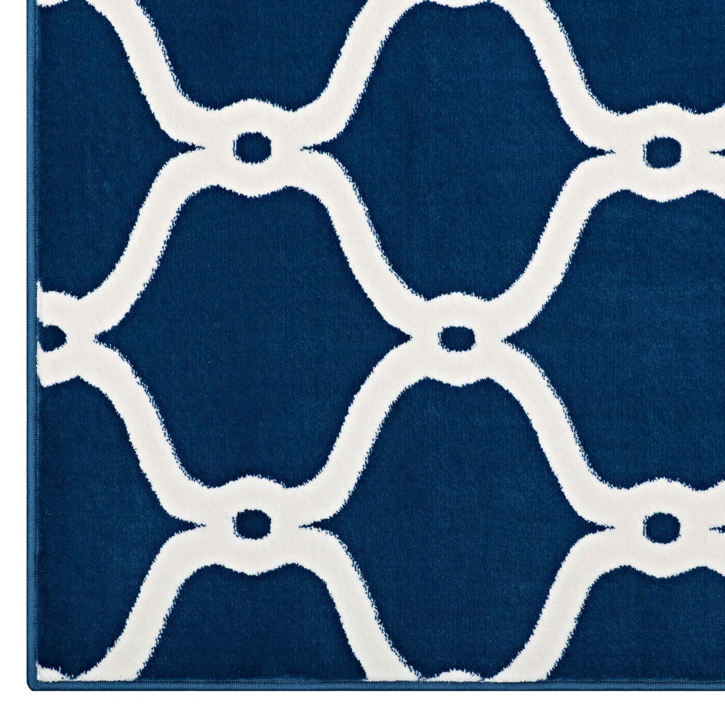 Beltara Chain Link Transitional Trellis Area Rug
